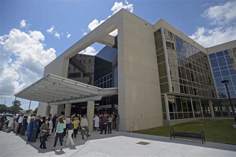 Lsu School Of Dentistry Inundated In Katrina Opens In Raised