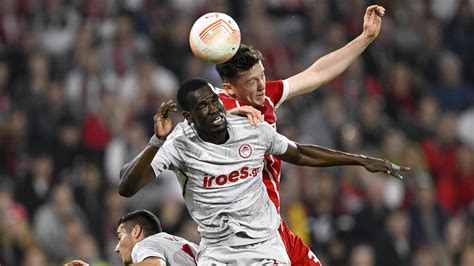 Europa League Freiburg Und Olympiakos Pir Us Trennen Sich