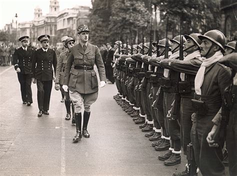 Biographie De Charles De Gaulle Fondation De Gaulle