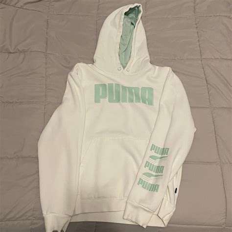 Puma Women's White Hoodie | Depop