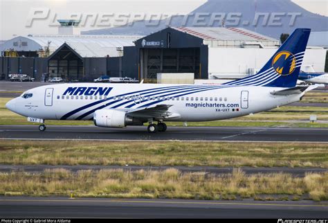 XA UXT Magnicharters Boeing 737 322 Photo By Gabriel Mora Aldama ID