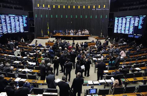 Câmara aprova parcelamento de dívidas de micro e pequenas empresas