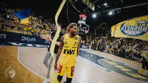 EWE Baskets Oldenburg News EWE Baskets Oldenburg Geben Charles