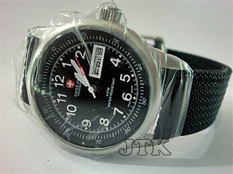 JAM TANGAN SWISS ARMY SW SA2055L CANVAS ORIGINAL Rp 305 000