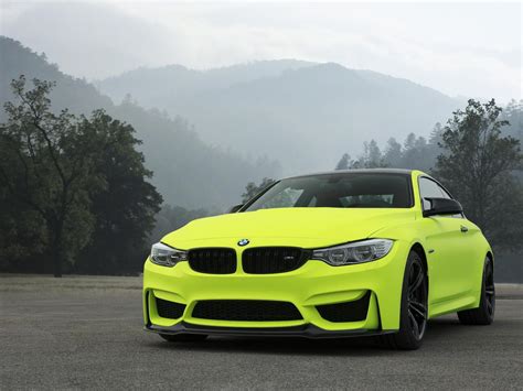 Yellow Bmw Wallpapers Top Free Yellow Bmw Backgrounds Wallpaperaccess