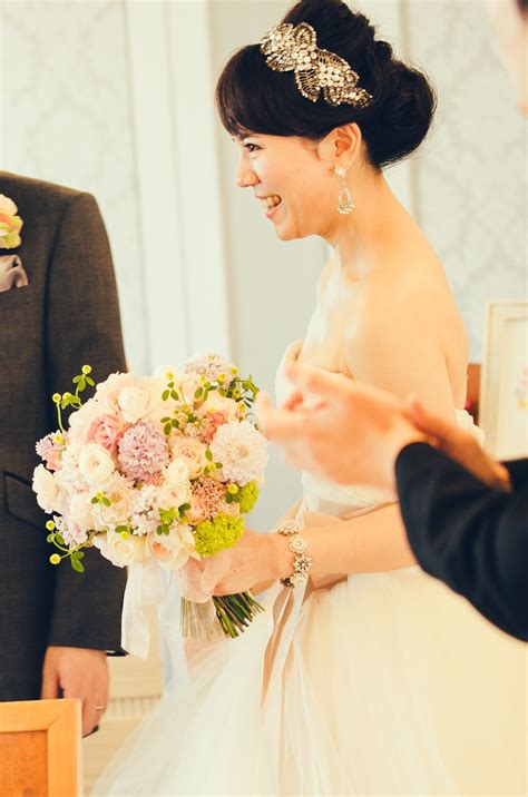 新郎新婦様からのメール クラッチブーケ ホテル京王プラザ様へ 一会 ウエディングの花 Wedding Bouquets Lace