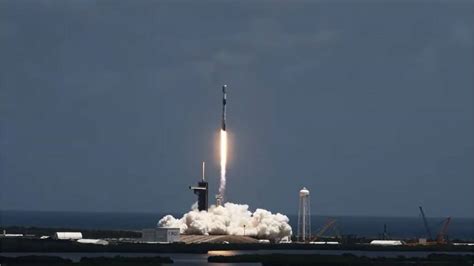 Spacex Effectue Trois Lancements En 36 Heures Pour Déployer 55