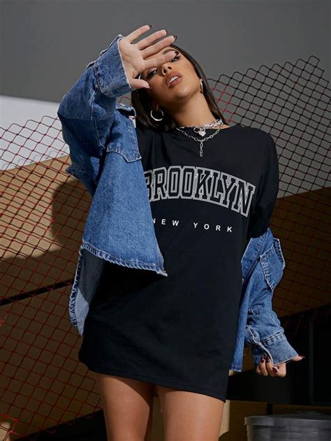 Letter Graphic Drop Shoulder Oversized Tee Oversized Tee Outfit