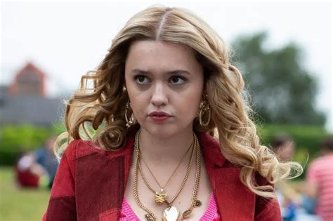 Why Aimees Storyline On Season 2 Of Sex Education Is So Important