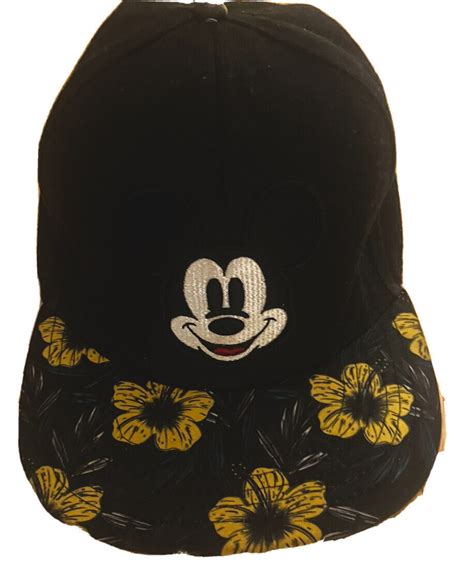 Beautiful Vintage Mickey Mouse Snapback Hat Gem