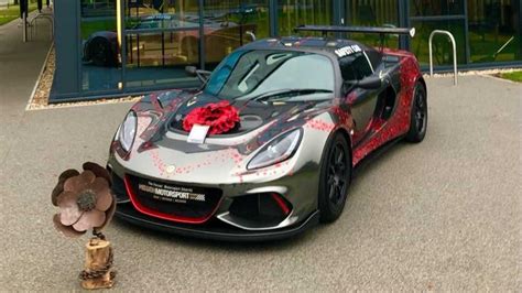 Lotus Cars Honors Armed Forces With Lotus Exige Cup Poppy Car