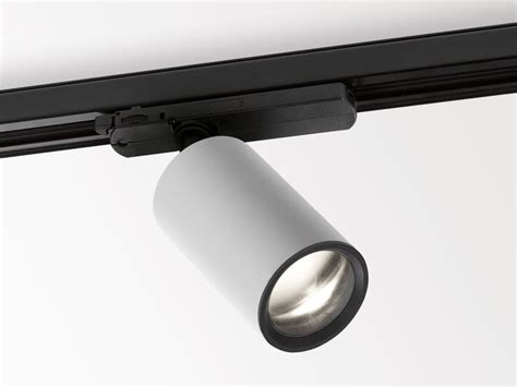 Spy Focus Adm Track Light By Deltalight