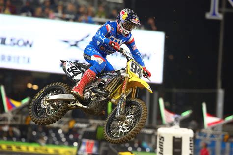 Report: Monster Energy Supercross - Arlington