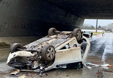 Birmenstorf J Hriger Nach Selbstunfall Auf Dach Gelandet