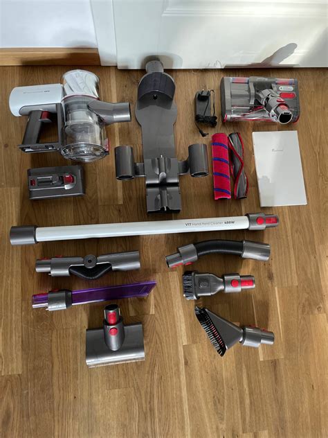 Redroad V17 review: A good Dyson clone for a small price?