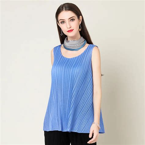 Women Pleated Fashion New Solid Color Sleeveless Wrinkle Big Size