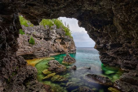 The Grotto, Bruce Peninsula National Park - Steven Vandervelde Photography