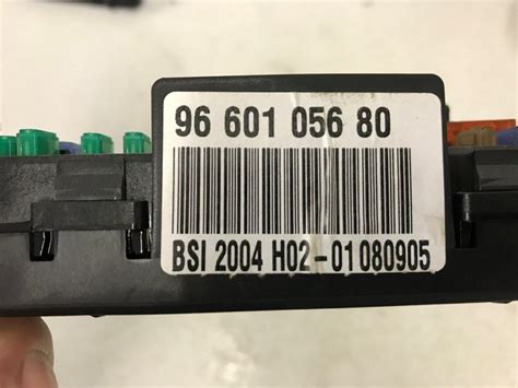 Citroen Peugeot BSI Johnson Controls 9660105680 BSI2004 H02 PLUG