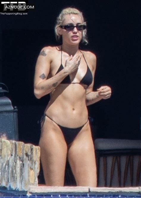 Miley Cyrus Sexy Seen Flaunting Her Hot Bikini Body In Cabo AZNude