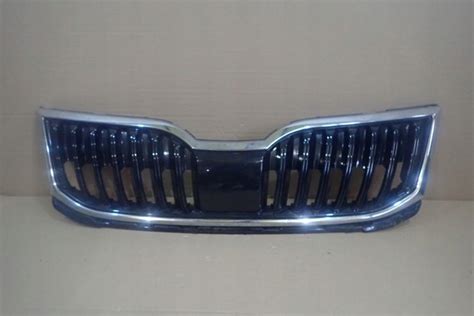 ATRAPA GRIL GRILL SKODA OCTAVIA III 3 LIFT 5E 17 12224234542