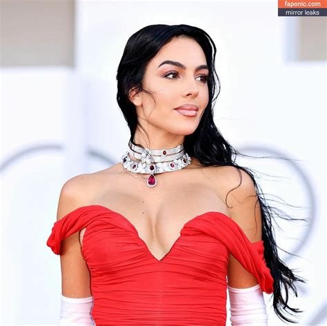 Georgina Rodriguez Aka Georginagio Nude Leaks Photo Faponic