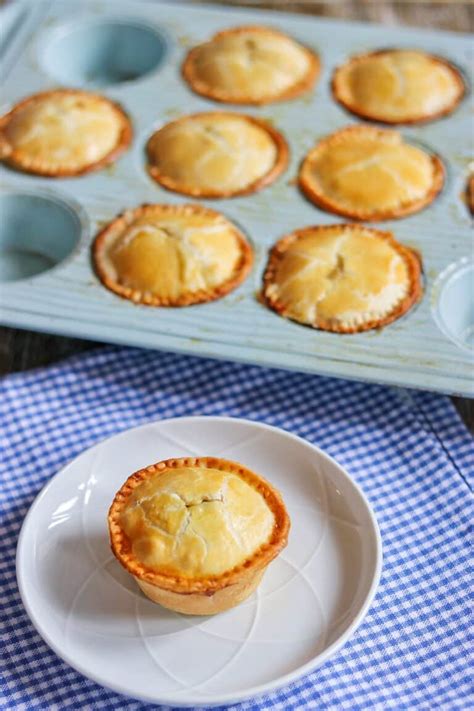 Muffin Tin Chicken Pot Pies (mini chicken pot pies with pie crust) - Fab Everyday