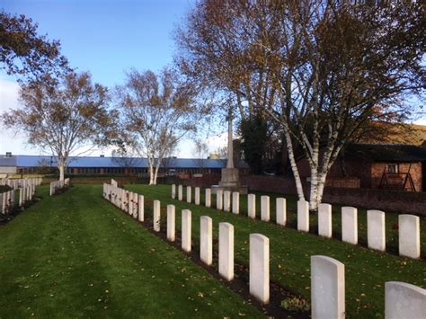 Minty Farm Cemetery Armistice In Ypres And Passchendaele