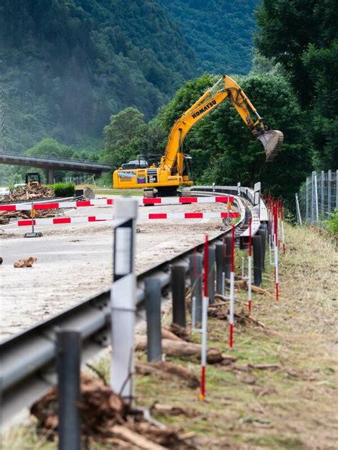 Keine Zwei Wochen Ist Das Schwere Unwetter Her Bei Dem In Der Schweiz