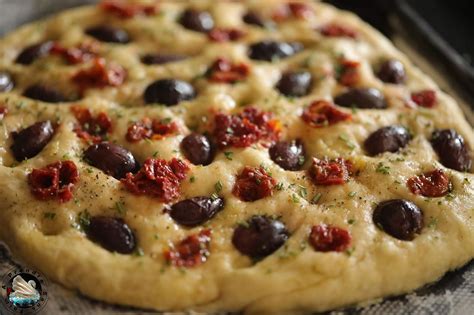 Fougasse Aux Olives Tomates Et Romarin A Prendre Sans Faim