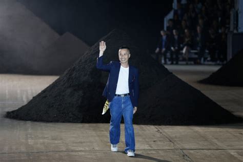 10 Hot Sexy Maya Lin Bikini Pics