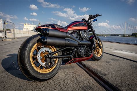 Harley Davidson Sportster Sps 1250 Looks Like That Firefighting Tank Only On Two Wheels