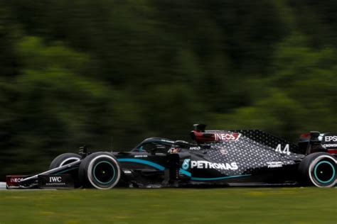 Hamilton Lidera Los Primeros Libres En Austria