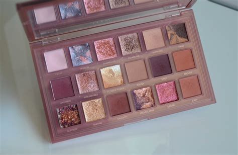 Huda Beauty Naughty Nude Eyeshadow Palette Paleta Cieni Orygina