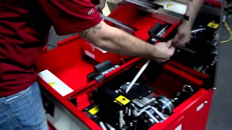 Eagle Table Top Semi Automatic Strapping Machine Part Youtube