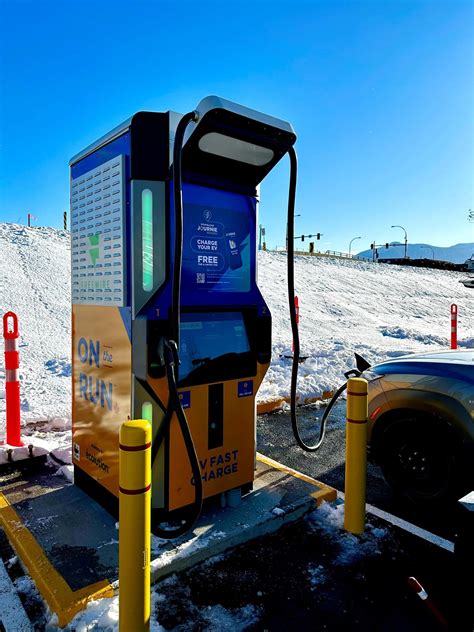 On The Run Convenience Store Chilliwack Bc Ev Station