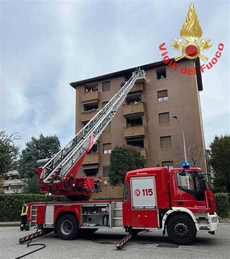 Villasanta Incendio In Un Appartamento Paura In Una Palazzina Il