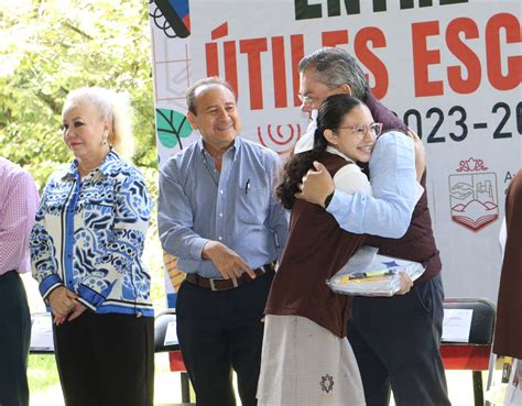 Refrenda alcalde Rafael Reyes compromiso con niñas niños y jóvenes de