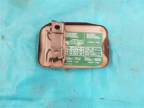 ORIGINAL MERCEDES BENZ W126 Tankklappe Tankdeckel Tank Klappe EUR 10 00