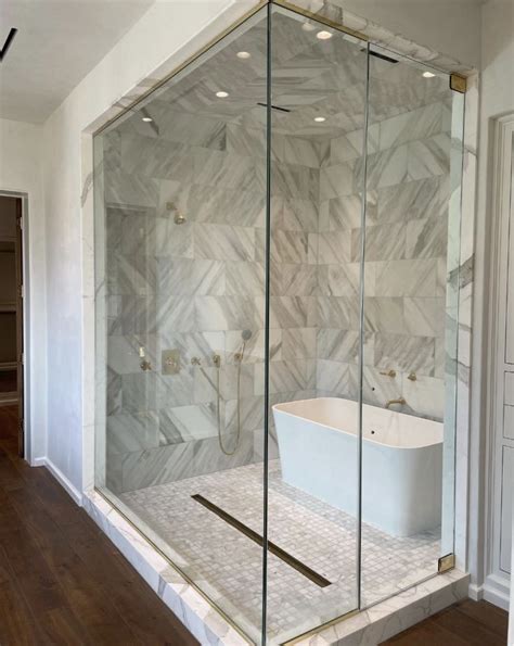 Ways To Create A Wonderful Soaking Tub Shower Combo In