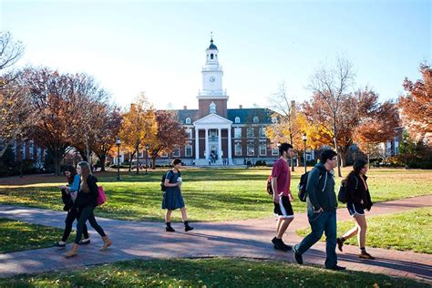 Johns Hopkins offers Class of 2021 admission to more than 2,500 ...