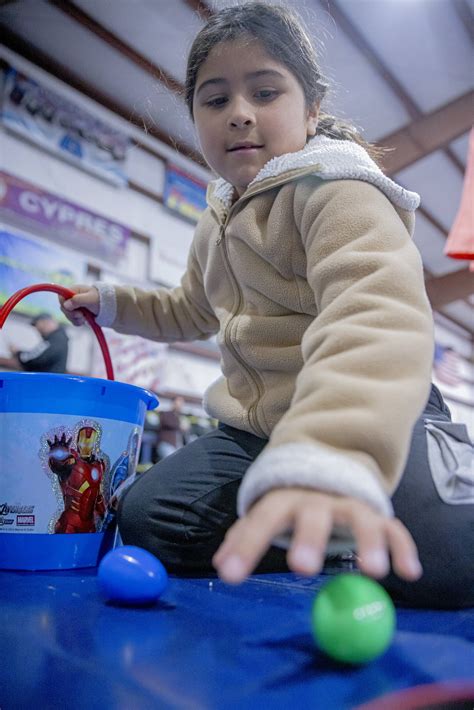 Photos Skydive Chicago In Ottawa Hosts Belated Egg Hunt Shaw Local