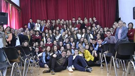 Alumnos De La Fundaci N Diocesana Santos M Rtires Presentan