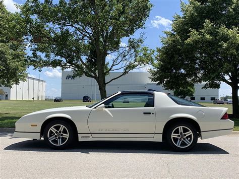 1986 Chevrolet Camaro IROC Z28 For Sale ClassicCars CC 1189515