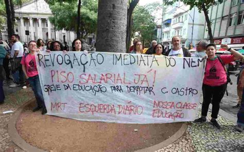 Greve dos professores do Rio é considerada ilegal e encerrada por