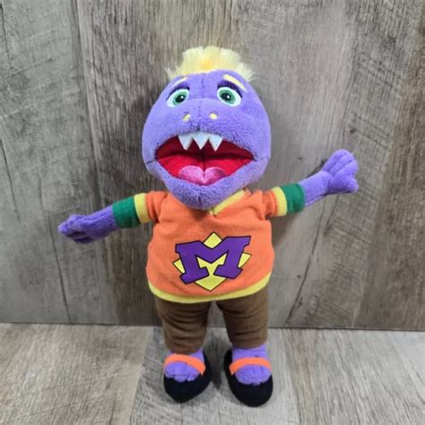 VINTAGE MR MUNCH Chuck E Cheese Pizza Time Theatre Soft Plush Doll