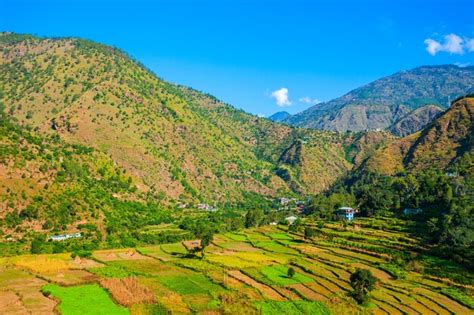 premium photo himalaya mountains panoramic landscape india