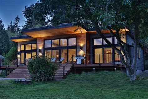 20+30+ Modern Lake House Designs – HOMYRACKS