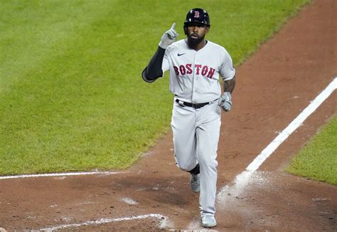 Jackie Bradley Jr To Brewers Former Boston Red Sox Of Signs 2 Year