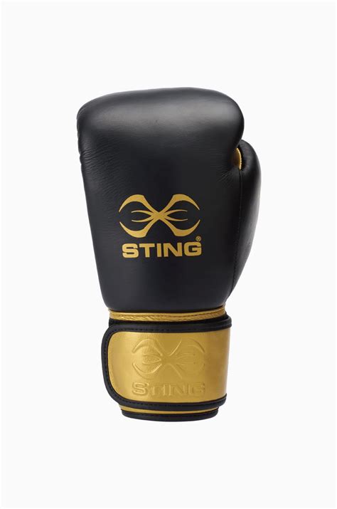 Sting Evolution Boxing Glove Classicfightshop