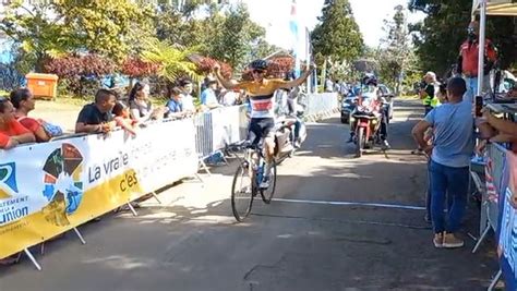 Tour Cycliste Antenne Réunion Tom Donnewirth simpose lors de la 8e